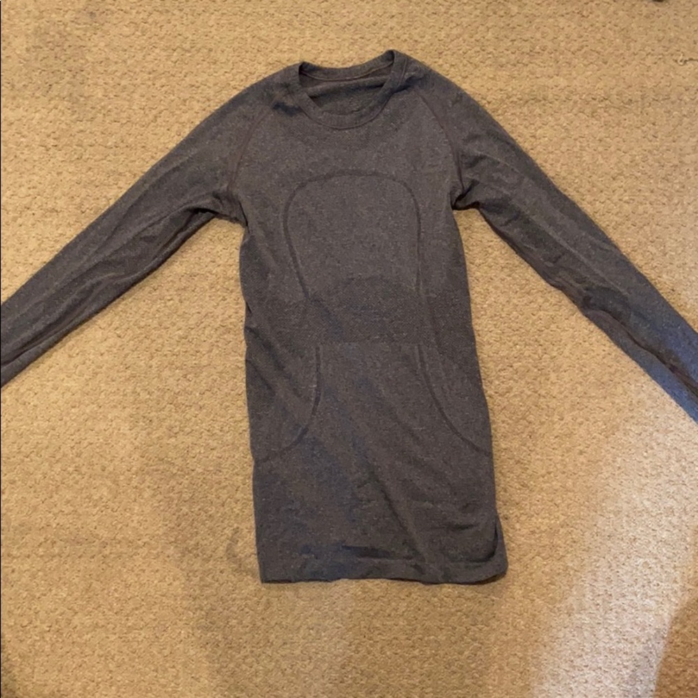Lululemon long sleeve top